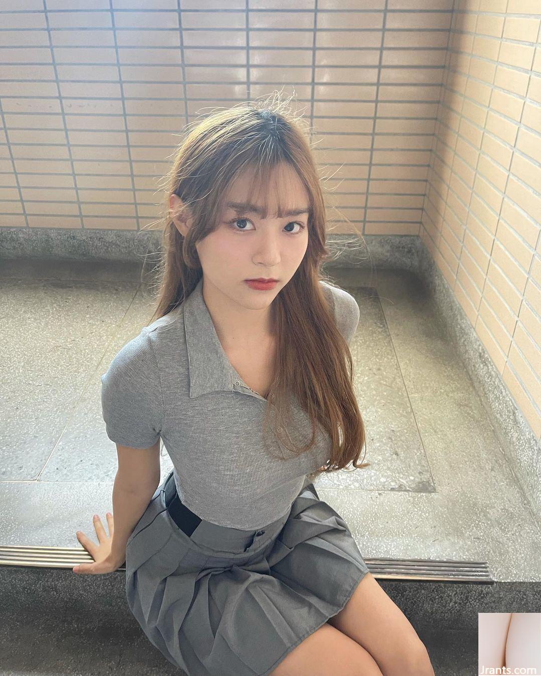 Top girl “Yu Jiayi” có làn da trắng, ngực đẹp và vòng eo thon gọn ai có thể chịu nổi đường cong cơ thể này (10P) - Ảnh 7