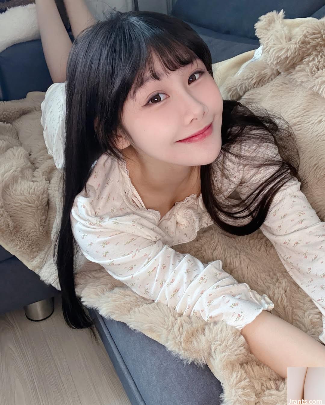 “Zi ning” sở hữu gương mặt xinh đẹp và thân hình nóng bỏng khiến người nhìn say đắm (10P) - Ảnh 6