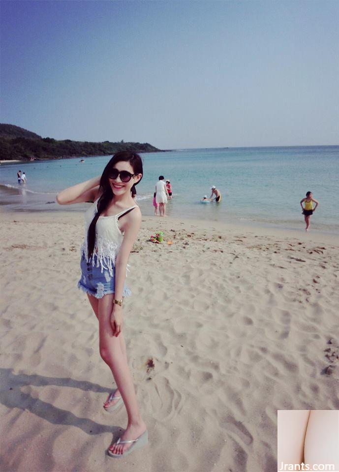 Người mẫu trẻ gợi cảm ngực C ~ Guai Huang Weiwei ~ Chỉ mặc quần lót và đồ lót trong bồn tắm, cặp mông trắng nõn soi gương (28P) - Ảnh 26