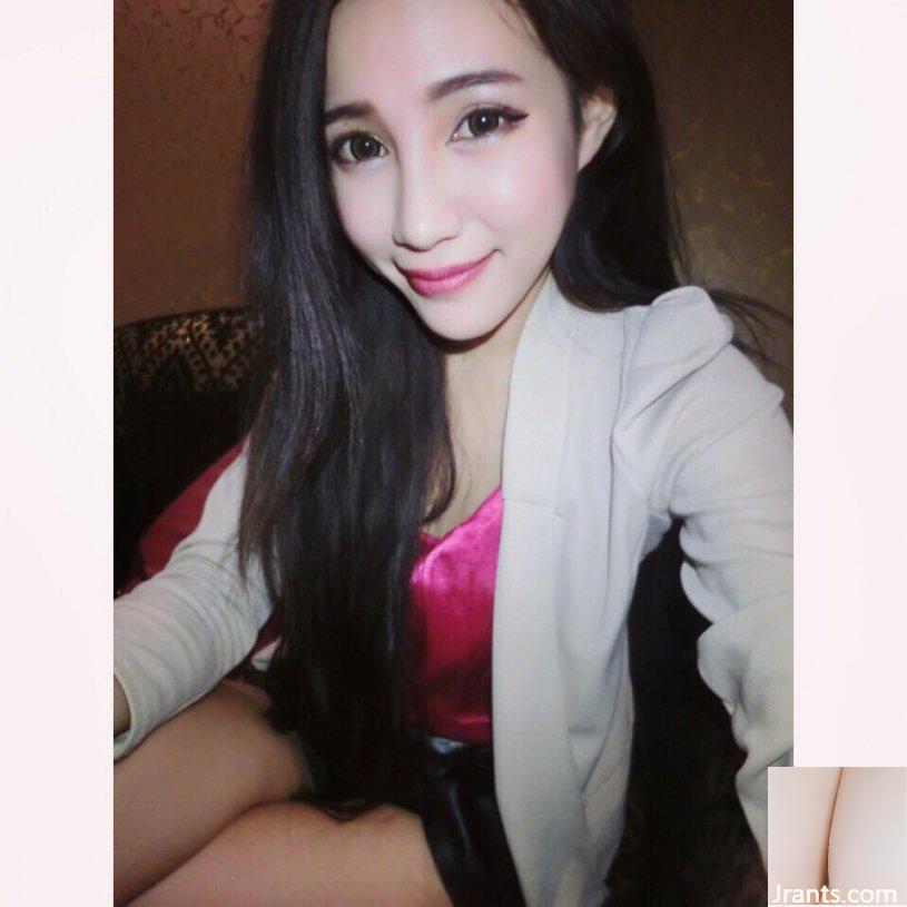 Người mẫu trẻ gợi cảm ngực C ~ Guai Huang Weiwei ~ Chỉ mặc quần lót và đồ lót trong bồn tắm, cặp mông trắng nõn soi gương (28P) - Ảnh 5