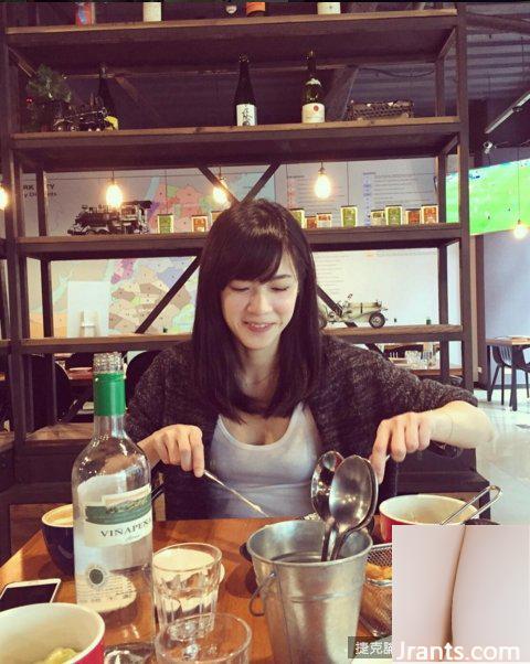 Nữ tiếp viên chính trực nhất trong lịch sử? (Bạn bè W đã lan truyền và đăng ảnh đời thường của họ, gọi cô là: Nami trong thế giới tiếp viên (40P) - Ảnh 23