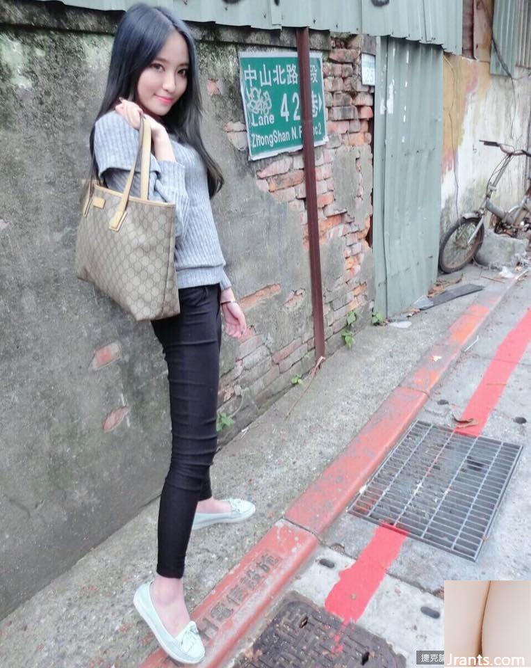 Cô gái xinh đẹp tuyệt vời ~Mino Mino~Tắm ngon chưa? (碜耿? Đôi chân trắng nõn và quyến rũ khiến người ta muốn phát điên) - Ảnh 45