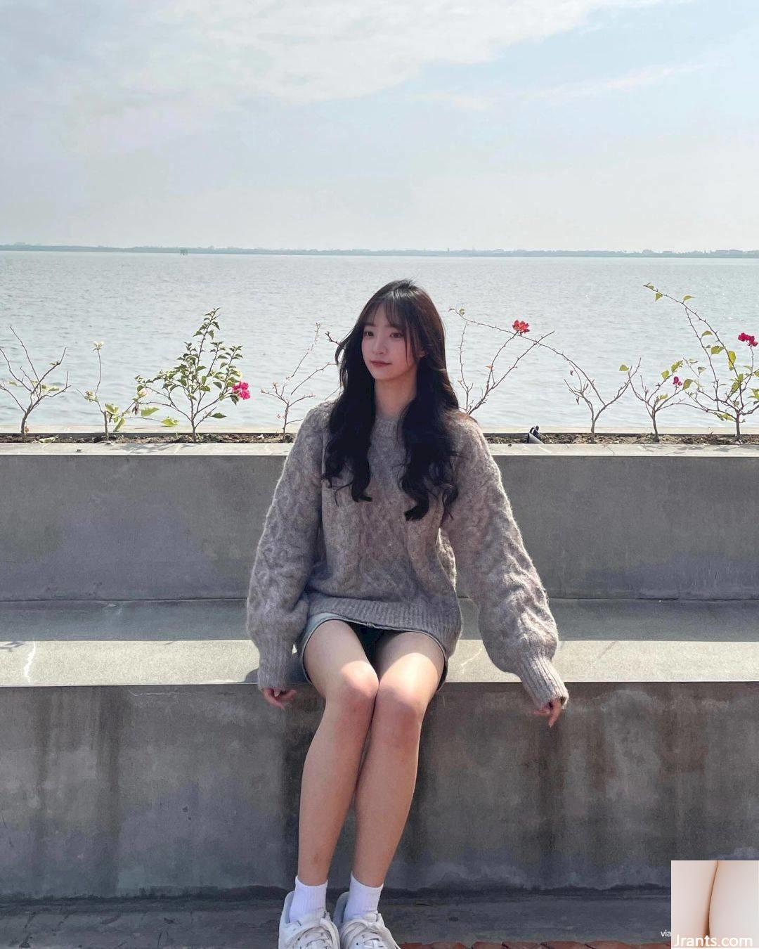 Cô gái xinh đẹp “y_unn.h” đến từ Đài Loan có khuôn mặt thanh tú, khí chất ngọt ngào và quyến rũ. Một số cư dân mạng cho rằng: “Vợ ơi”, “Người đẹp ơi, hãy ra mắt đi”. - Ảnh 11