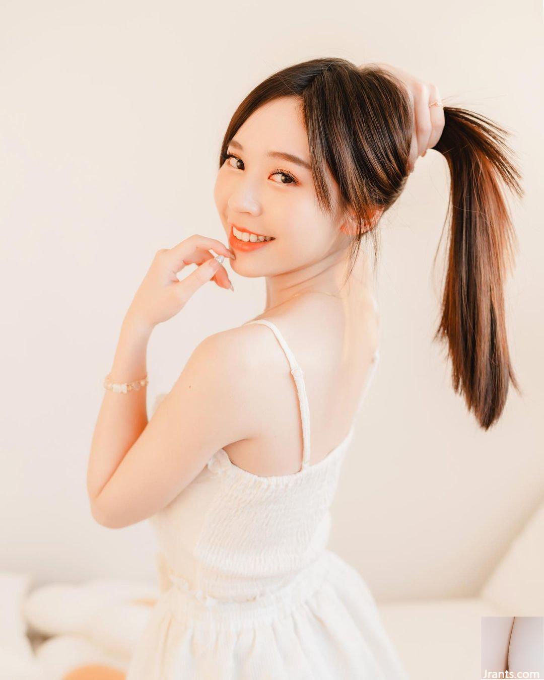 Cô gái có bộ ngực đẹp “戈戈” có thân hình quyến rũ đến mức không thể cưỡng lại (10P) - Ảnh 8