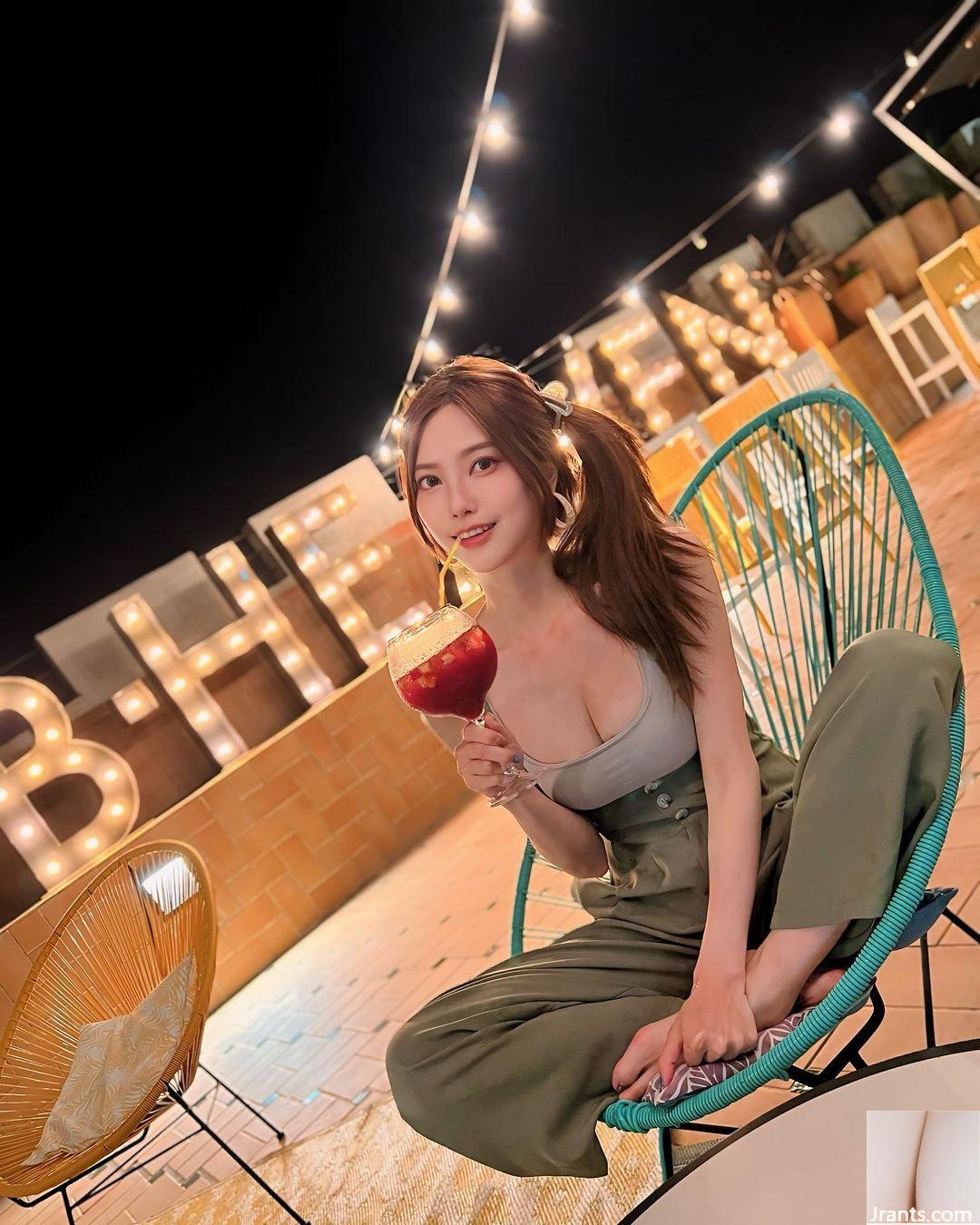 Người đẹp nóng bỏng “Zhang Xiaoyi” tự tin và có vóc dáng chuẩn đến mức khó có thể không nhìn lại (10P)