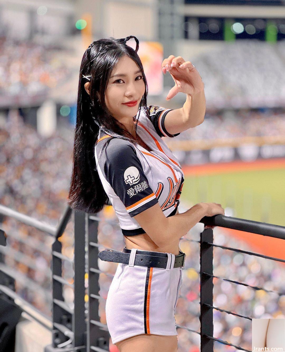 Nụ cười của “JOY” ngọt ngào đến ngây thơ và đôi mắt to làm ấm lòng người (10P) - Ảnh 4