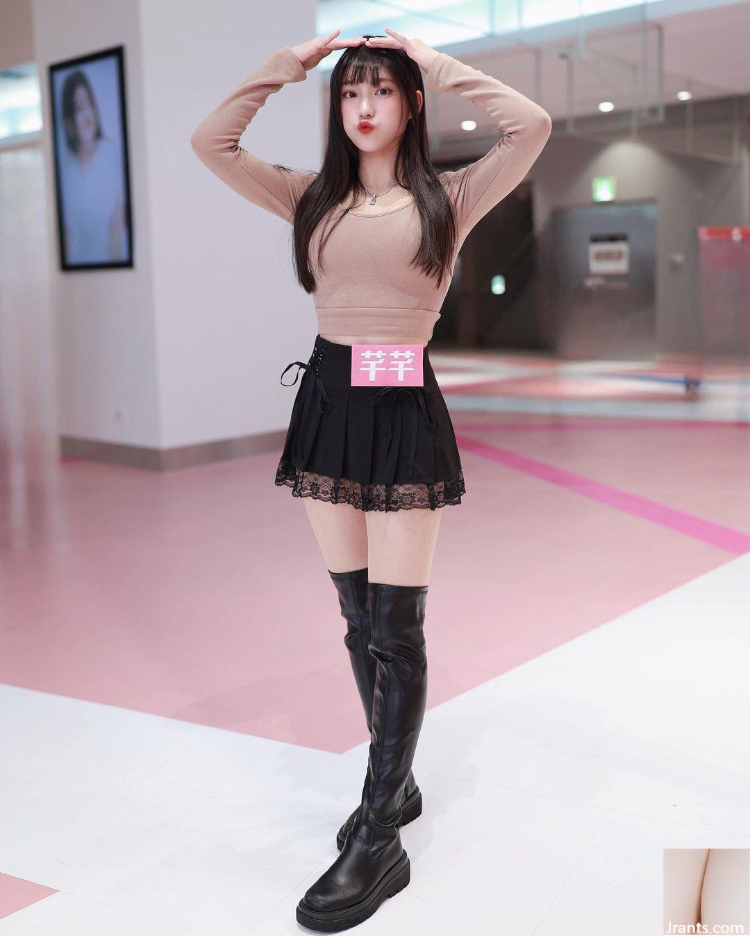 “Qianqian” quyến rũ với quy mô hoang dã, bộ ngực đầy quyến rũ và sản phẩm Thái cực quyền (10P) - Ảnh 4