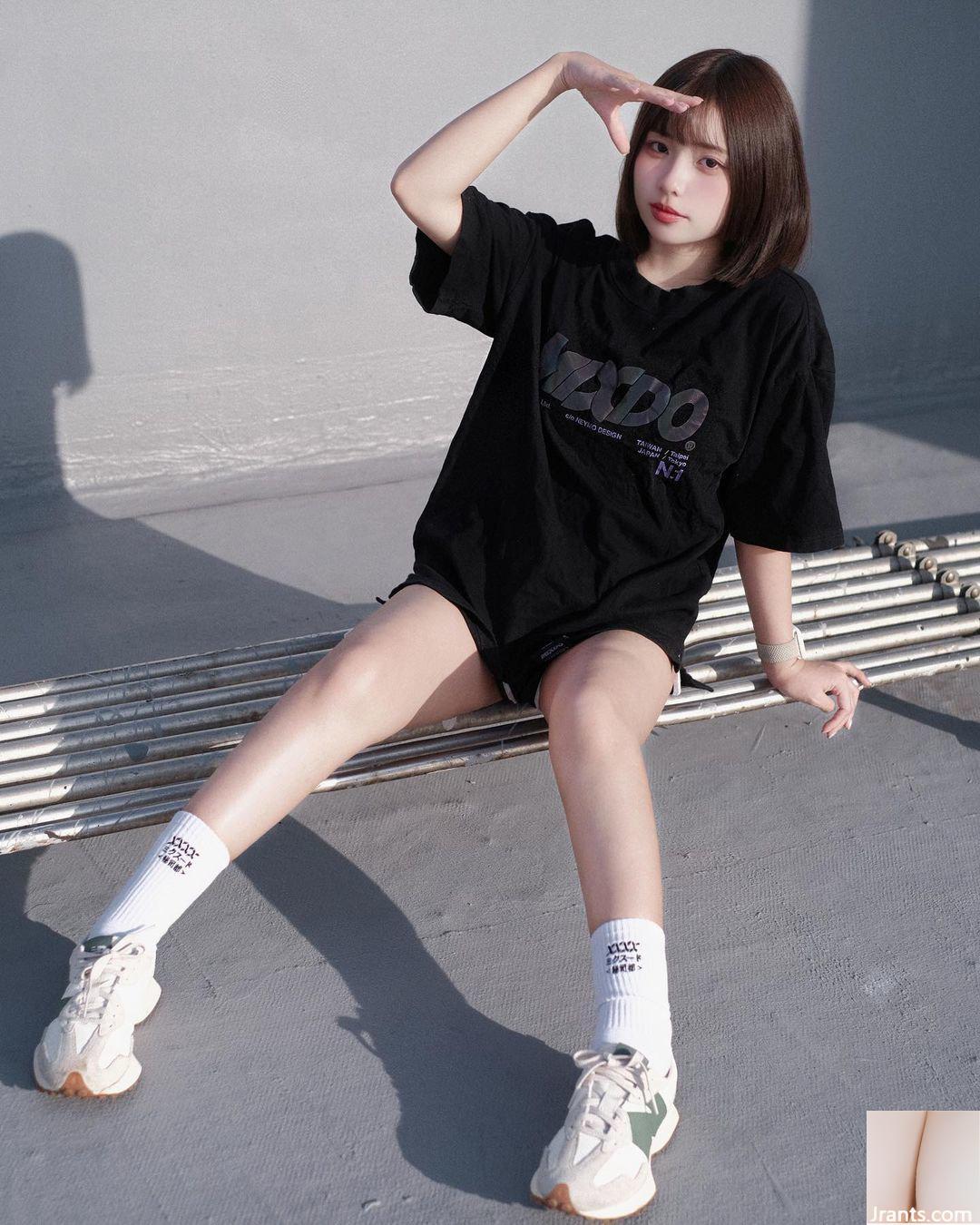 Người yêu mắt to “皊皊” nóng bỏng, bụ bẫm và đầy cám dỗ (10P) - Ảnh 8