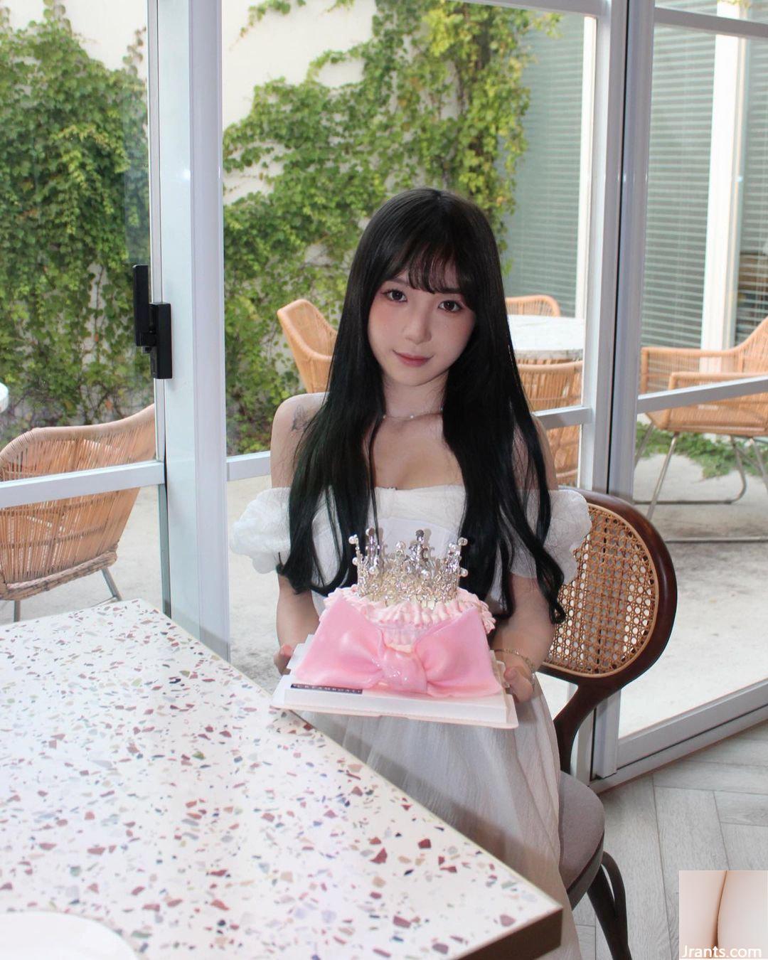 Cô gái xinh đẹp “Peng Peng” sẽ làm bạn say đắm bởi vẻ ngoài xinh đẹp và tỷ lệ cơ thể hoàn hảo (10P) - Ảnh 7