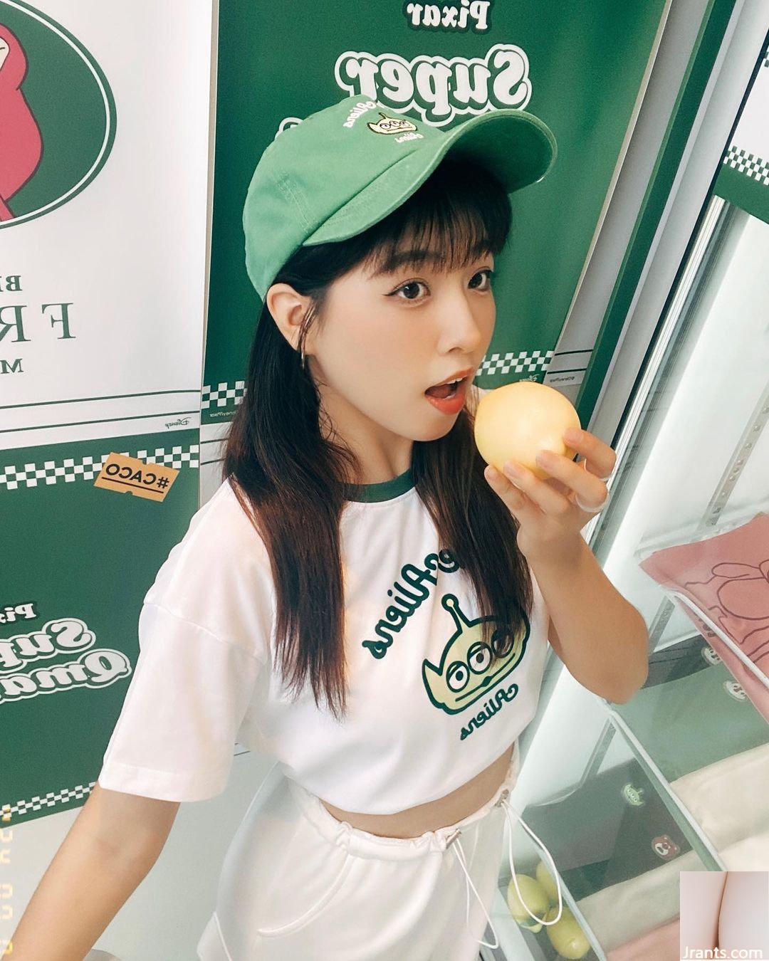 “C ngốc nghếch” sở hữu làn da trắng hồng, trong trẻo, để lộ gương mặt dễ thương khiến dân tình mê mẩn (10P) - Ảnh 5