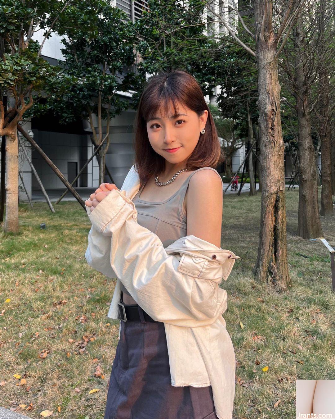 “C ngốc nghếch” sở hữu làn da trắng hồng, trong trẻo, để lộ gương mặt dễ thương khiến dân tình mê mẩn (10P) - Ảnh 8