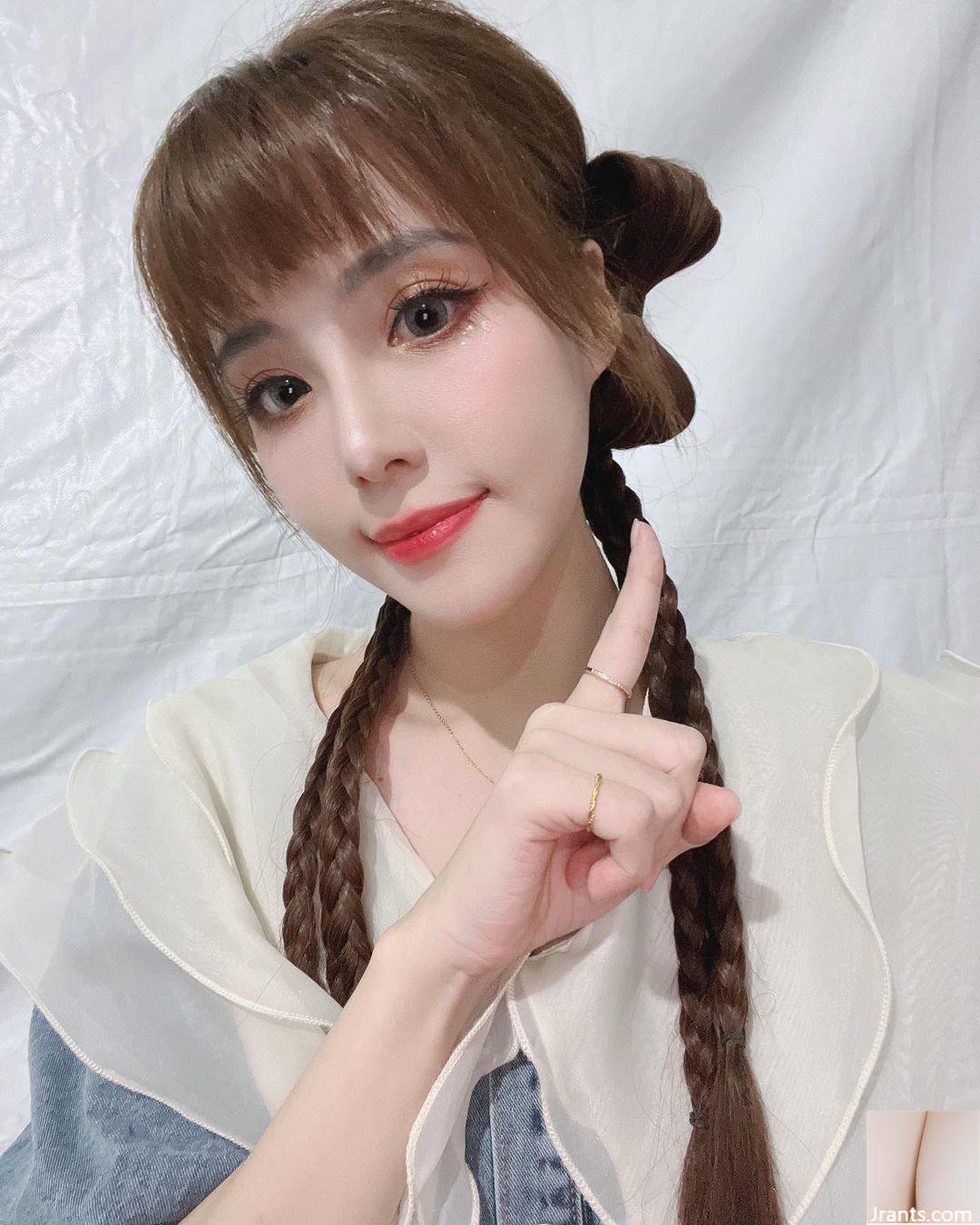 “Xiaocai Zaya” có ngoại hình xuất sắc và toát lên khí chất quyến rũ (10P) - Ảnh 8