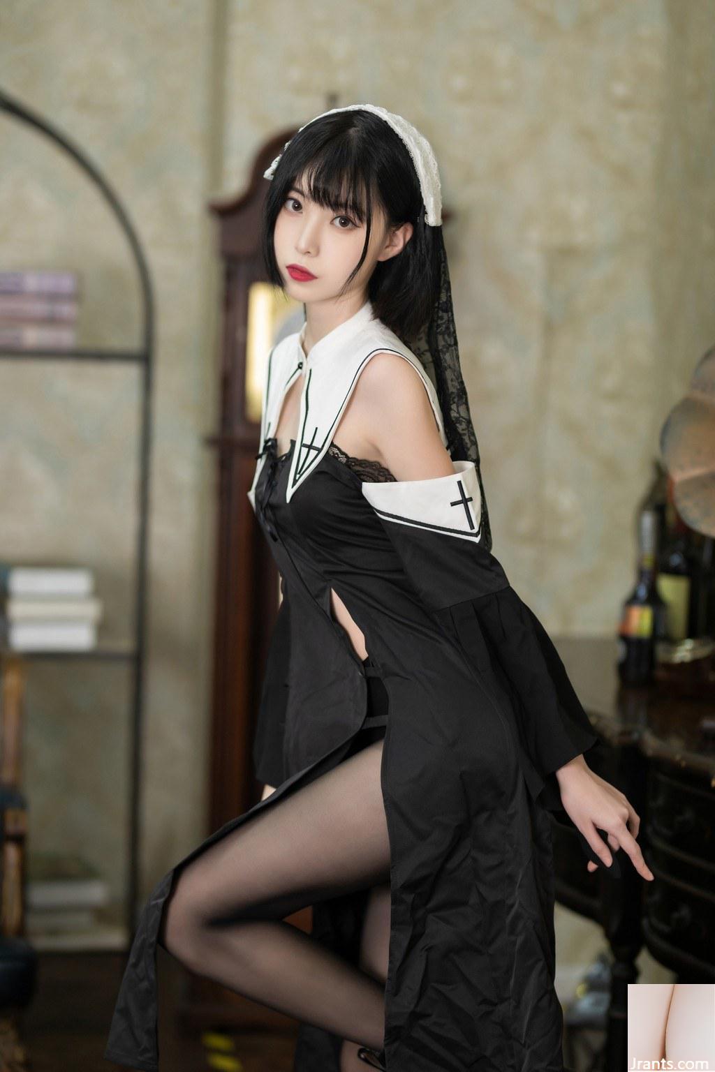 Từ Lan Lan Hắc Ám Chị Em (40P) - Ảnh 10