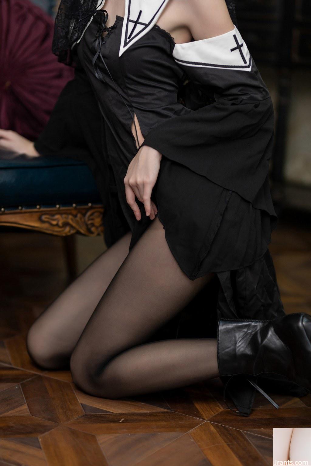 Từ Lan Lan Hắc Ám Chị Em (40P) - Ảnh 19