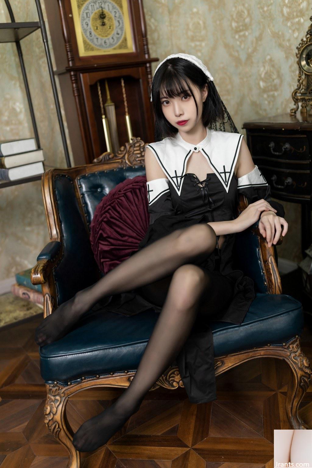 Từ Lan Lan Hắc Ám Chị Em (40P) - Ảnh 21