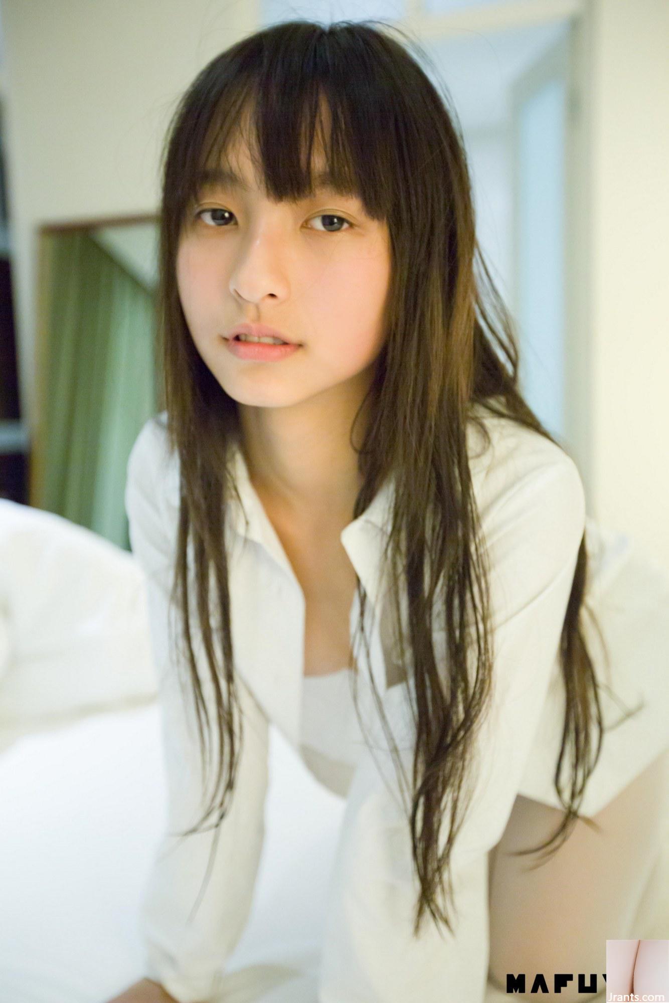 Chiếc quần tất màu trắng “Split Type Shikusui” của Kagakusaka Mafuyu khi nhìn vào khiến tôi kích động (48P) - Ảnh 2