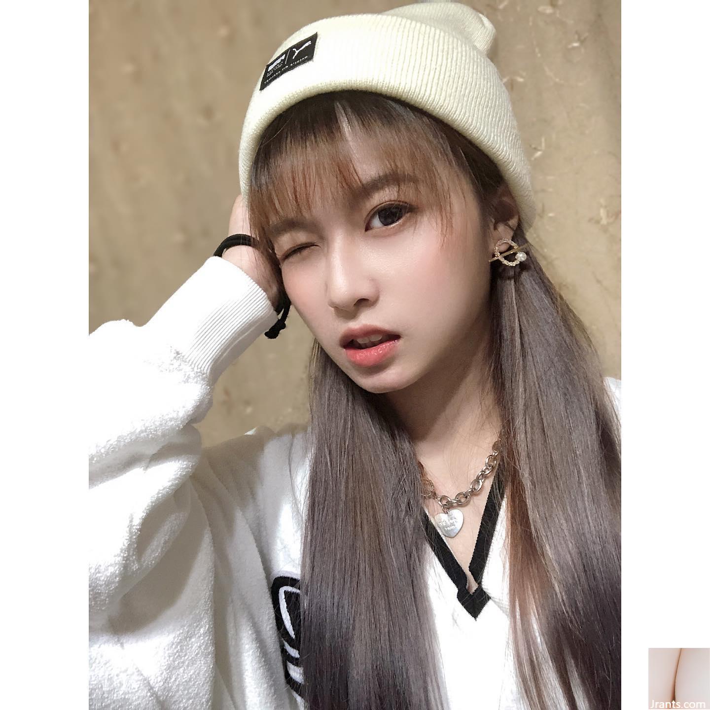 Nụ cười “vòng tròn” quá dễ thương và khuôn mặt dễ thương hút hồn (10P) - Ảnh 10