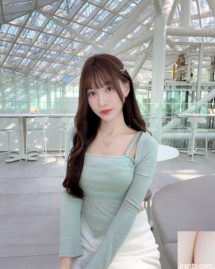 “Nina Zhang Zhang” có thân hình nóng bỏng đến mức không thể cưỡng lại thân hình trắng nõn mềm mại và siêu gợi cảm (10P) - Ảnh 6