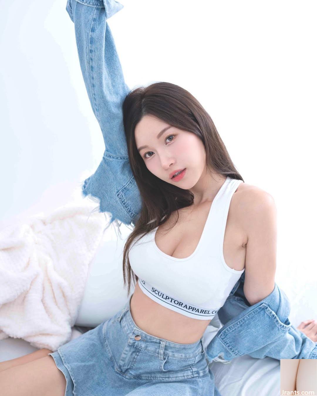 “Nina Zhang Zhang” có thân hình nóng bỏng đến mức không thể cưỡng lại thân hình trắng nõn mềm mại và siêu gợi cảm (10P) - Ảnh 9