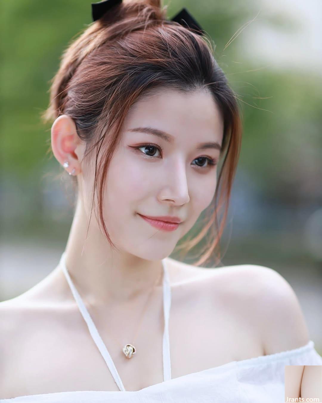 “Carrie Zi Ye” có thân hình tuyệt vời khiến người ta không thể bỏ qua (10P)