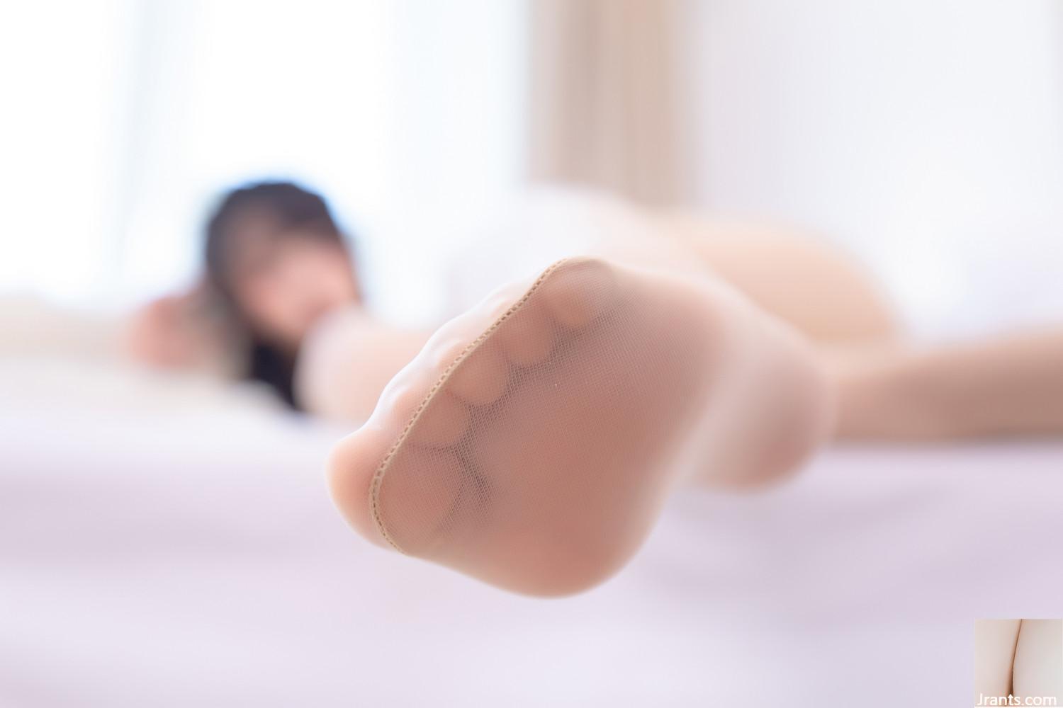 “Chiếc váy bạc” của Kamikazaka Mafuyu tạo dáng với khẩu súng phía sau để thu hút sự chú ý của bạn (75P) - Ảnh 64