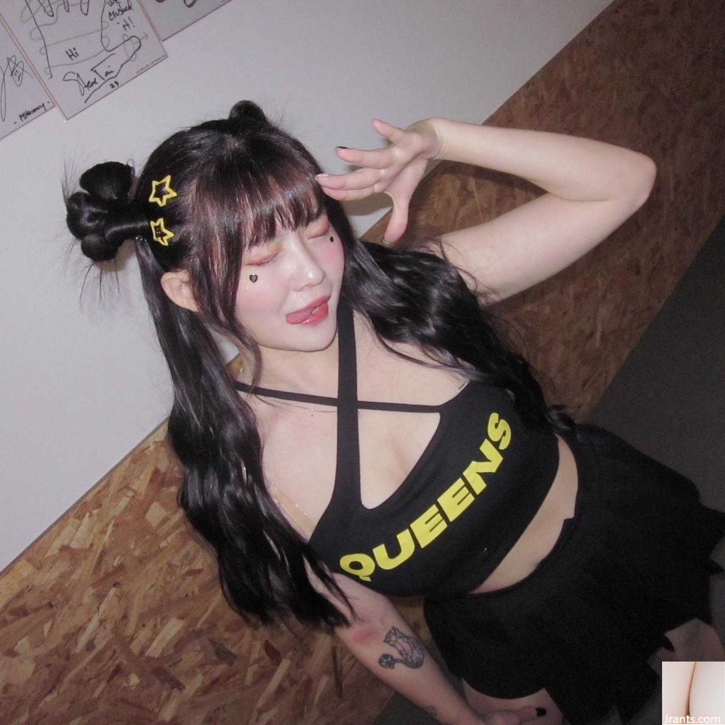 “Sunshine Tingting” sở hữu gương mặt ngọt ngào và toát lên vẻ quyến rũ khắp cơ thể (10P)