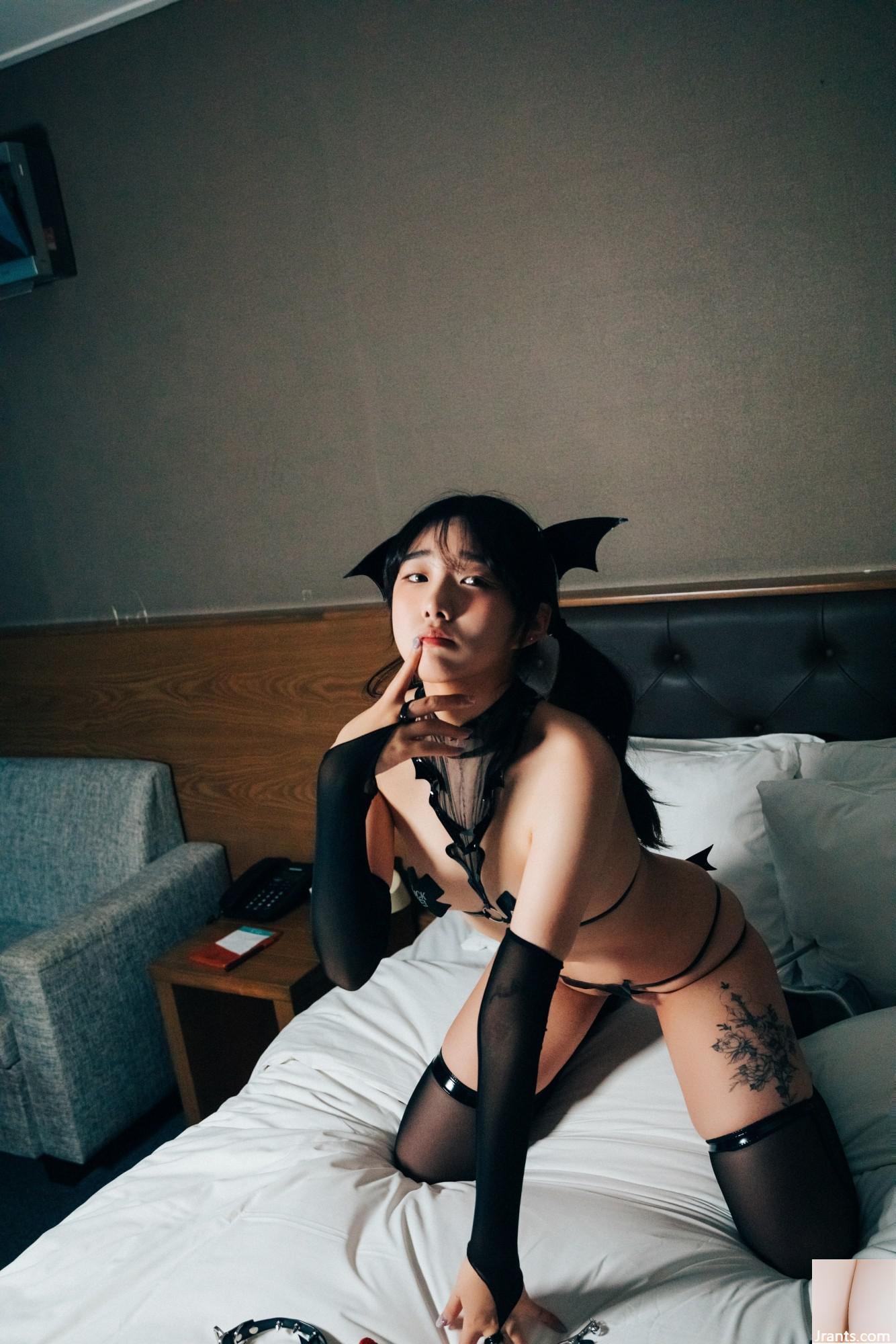 “Succubus sexy” của Sonson tạo dáng quyến rũ vô hại (62P) - Ảnh 5