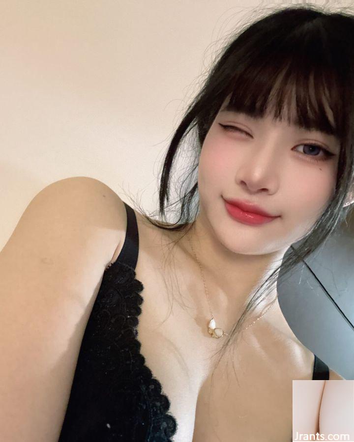 Cô gái xinh đẹp “Power” có hình thể tuyệt vời khiến người ta say mê và ngứa ngáy (10P) - Ảnh 2