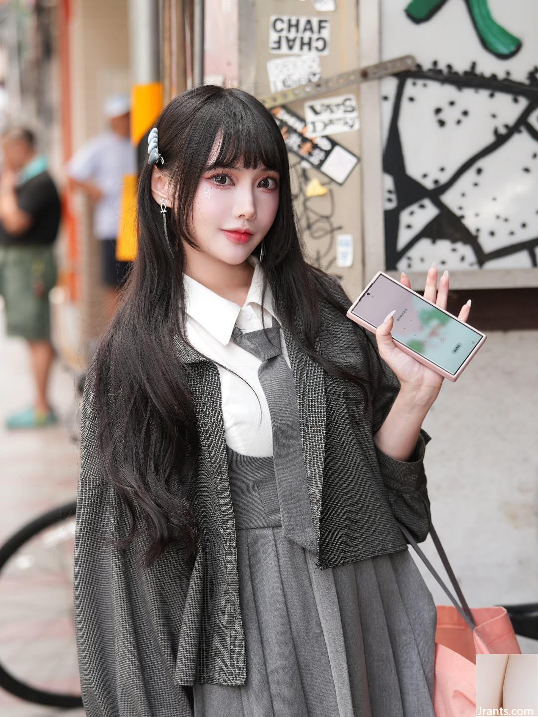 Vẻ ngoài gợi cảm của “IVY Yihan” toát lên khí chất quyến rũ (10P) - Ảnh 2