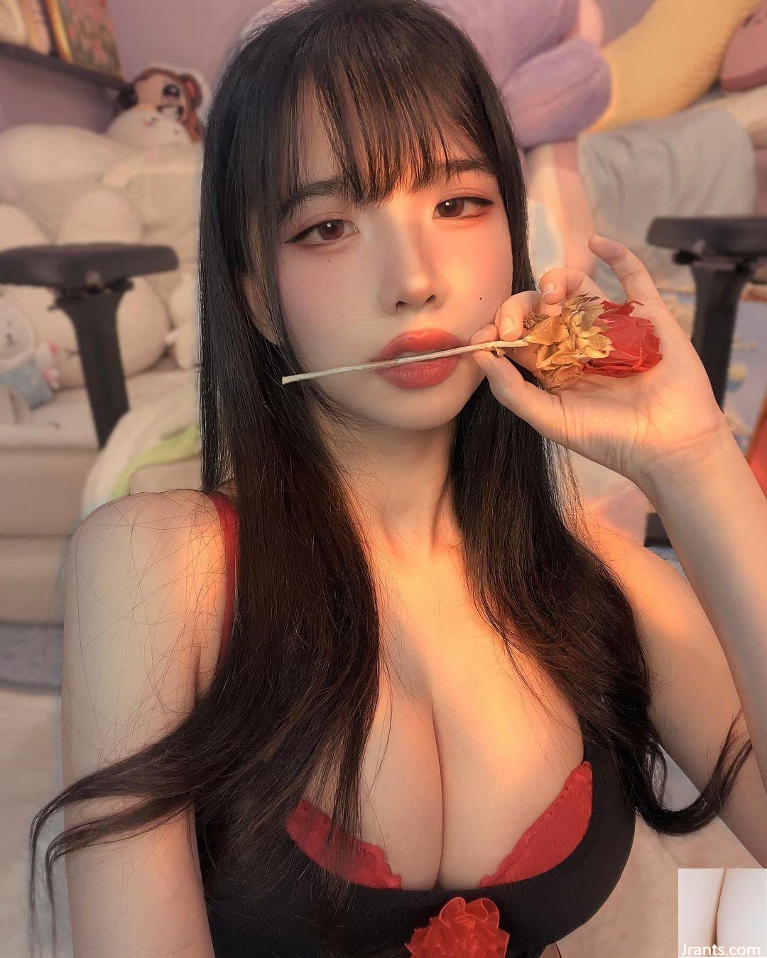 “Trưởng làng Zi Mio” có đường cong cơ thể bạo lực khiến người ta không thể rời mắt (10P) - Ảnh 5