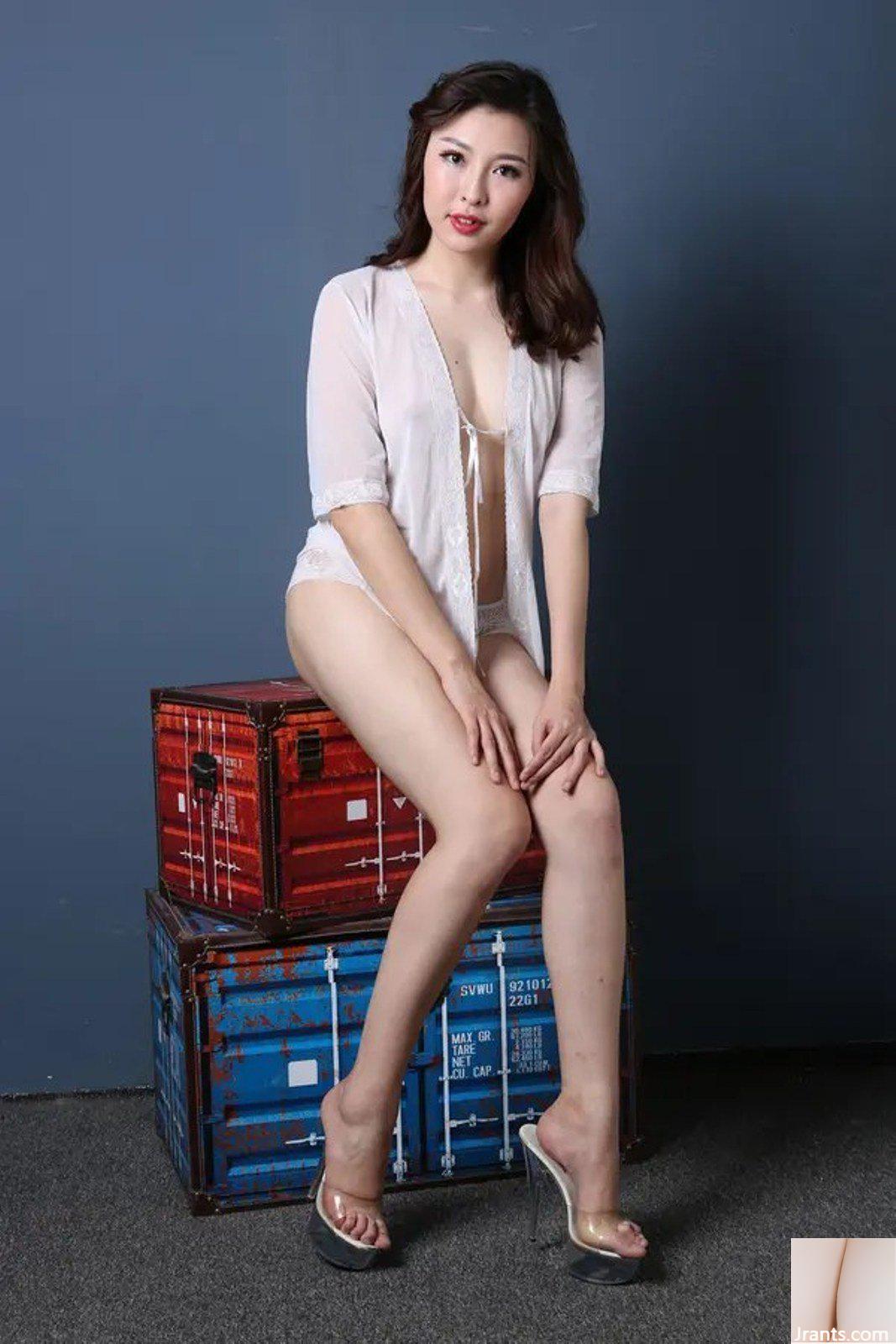 Bộ ảnh body nóng bỏng của người mẫu Trung Quốc Yiyi (A Rui)-02 (129P) - Ảnh 21