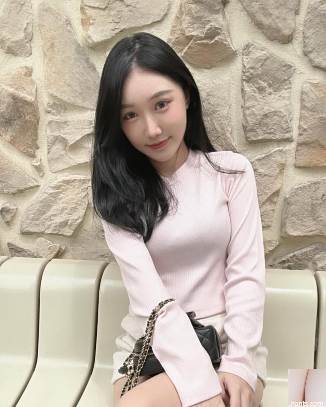 Vòng một đầy đặn và dáng người gợi cảm của “Bướm” đẹp đến từng khoảnh khắc (10P) - Ảnh 6