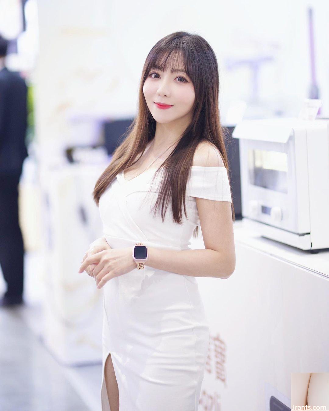 Người mẫu siêu dương “Bu Bu” có đường cong đẹp, làn da trắng ngần, đôi mắt ngây thơ và dễ thương (10P) - Ảnh 3