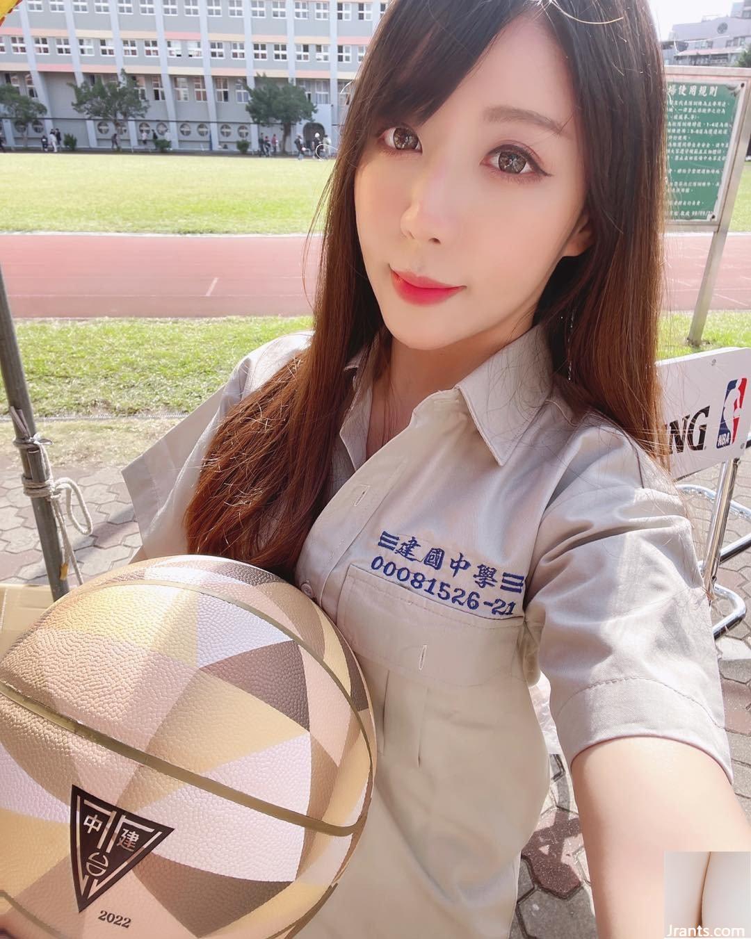 Người mẫu siêu dương “Bu Bu” có đường cong đẹp, làn da trắng ngần, đôi mắt ngây thơ và dễ thương (10P) - Ảnh 7