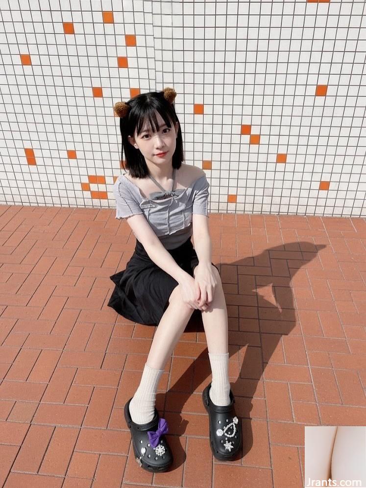 “Trứng cuộn” có đường nét khuôn mặt thanh tú như thiên thần, ngọt ngào và có chút gợi cảm (10P