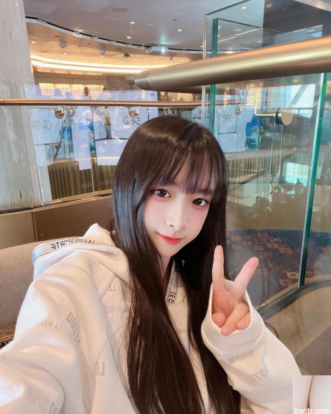 “142 Little Boobs Nina” Hương vị quyến rũ ban đầu của bạn gái (10P) - Ảnh 6