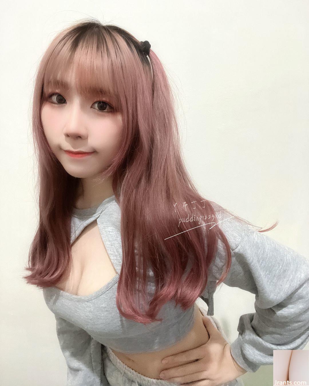 Bộ ngực chuẩn bị trình chiếu của hot girl live “Ya Pudingding” khiến khán giả phấn khích (10P) - Ảnh 10