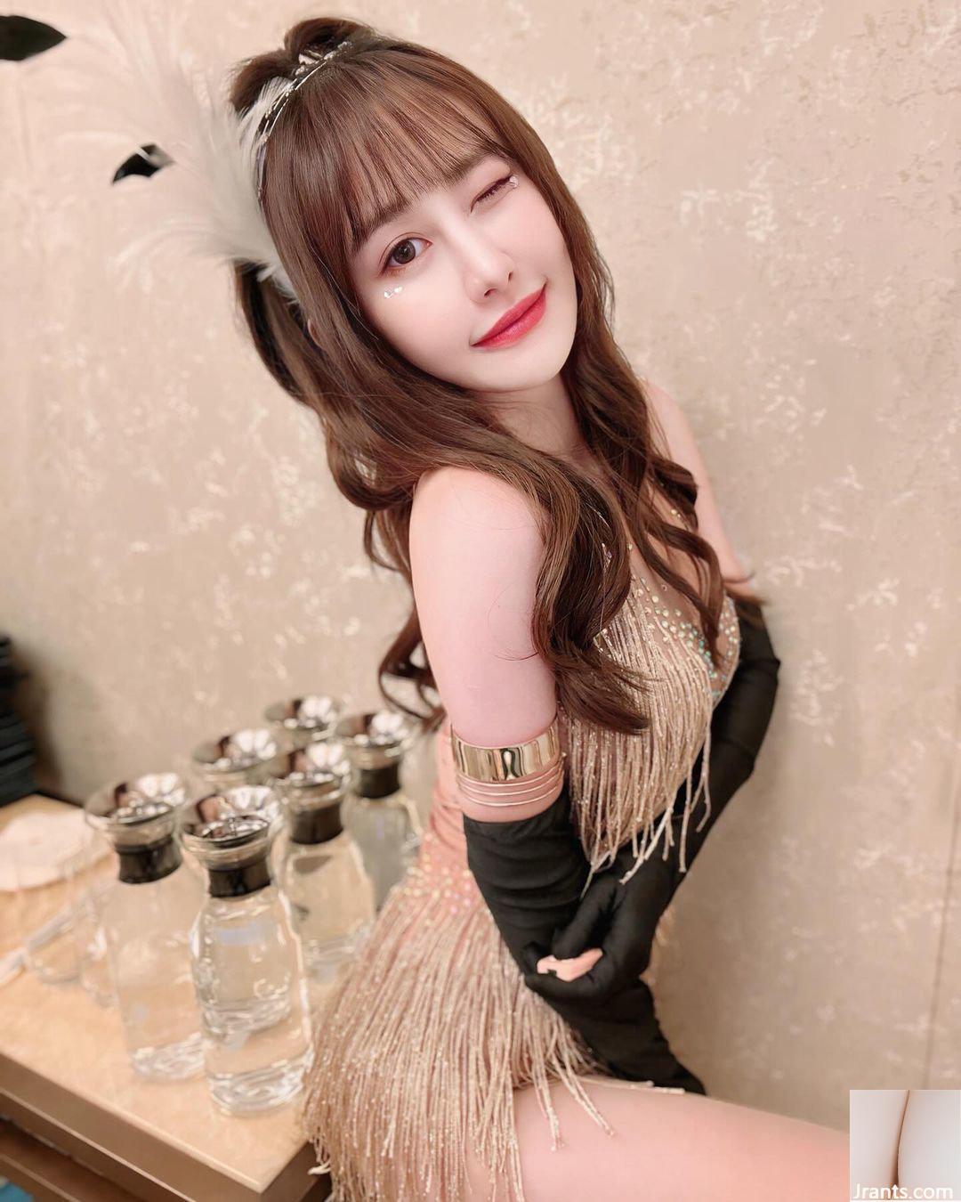 Mỹ nhân nóng bỏng “Yang Kechen” có làn da trắng, ngoại hình xinh đẹp và màn bùng nổ gợi cảm siêu bắt mắt (10P) - Ảnh 2