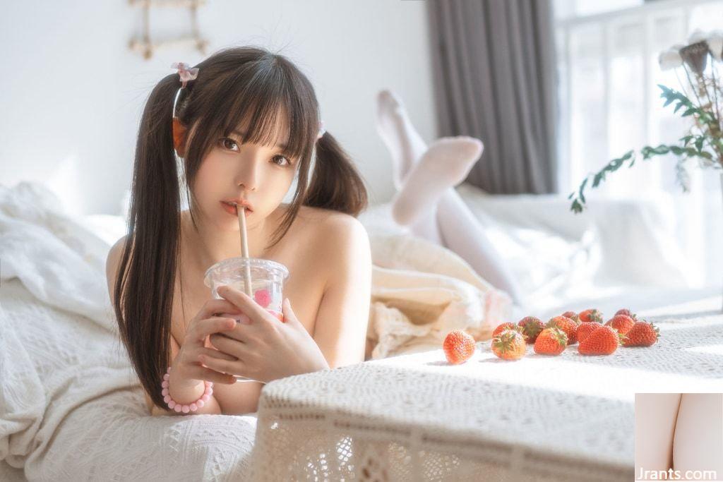 Nước sốt hoàng đế Liuwei “Xiaoyi LOX Cô gái xinh đẹp” (71P) - Ảnh 25