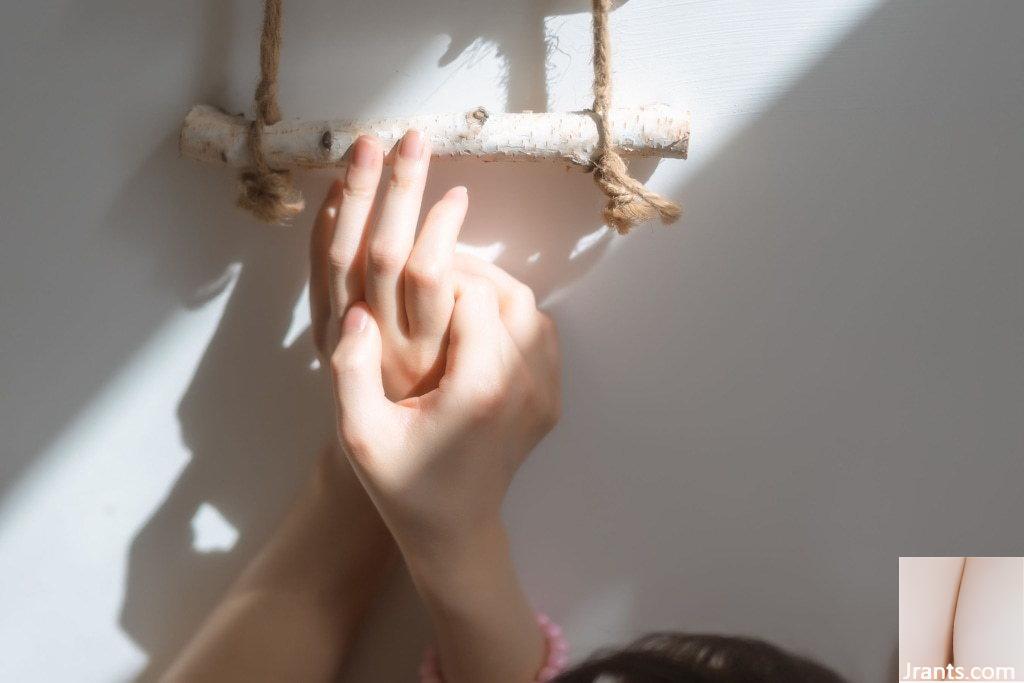 Nước sốt hoàng đế Liuwei “Xiaoyi LOX Cô gái xinh đẹp” (71P) - Ảnh 35