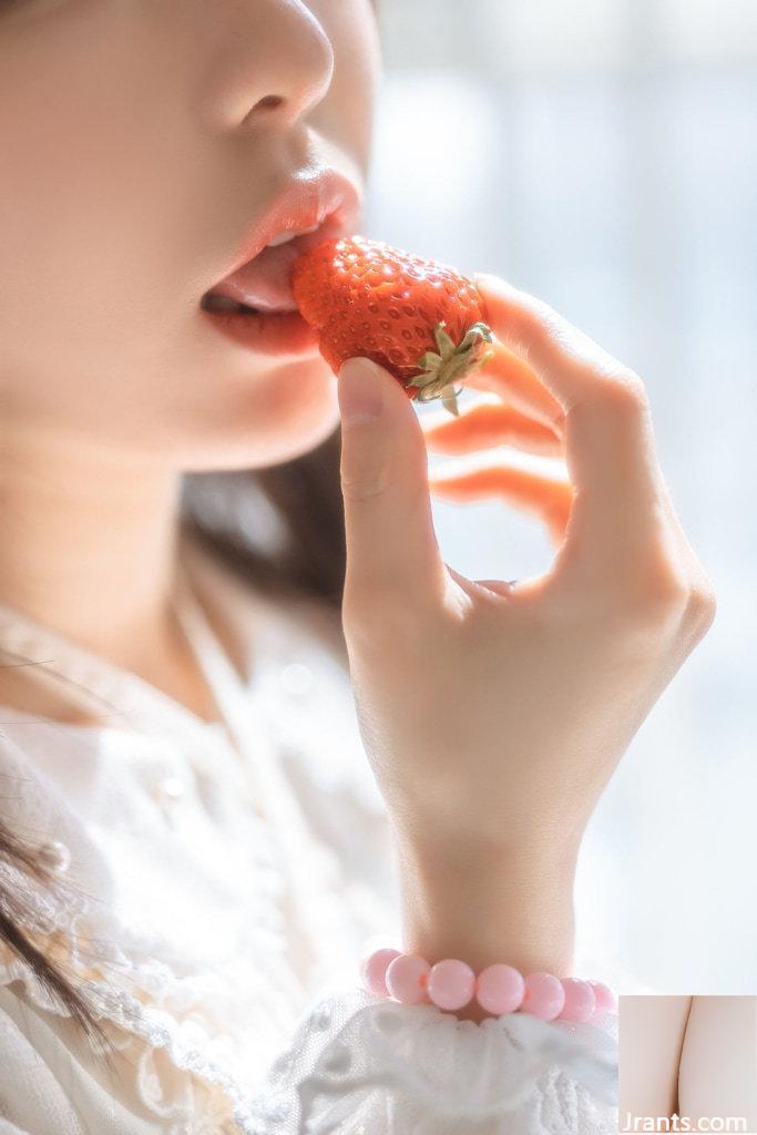 Nước sốt hoàng đế Liuwei “Xiaoyi LOX Cô gái xinh đẹp” (71P) - Ảnh 45