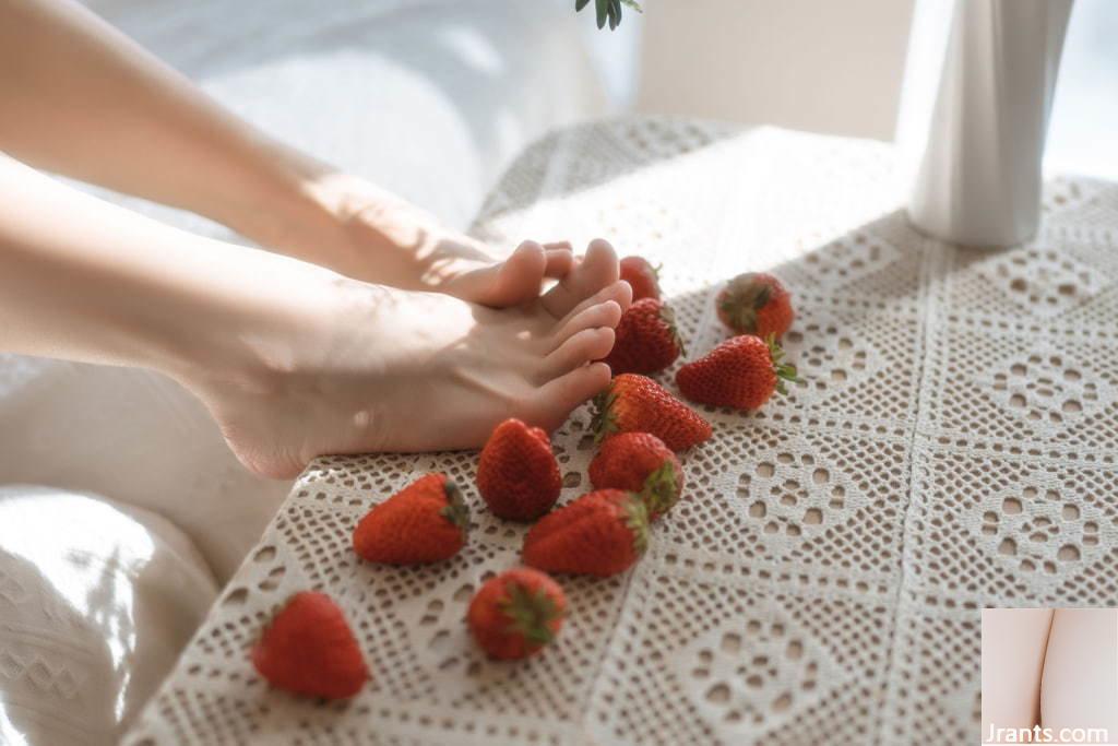 Nước sốt hoàng đế Liuwei “Xiaoyi LOX Cô gái xinh đẹp” (71P) - Ảnh 62