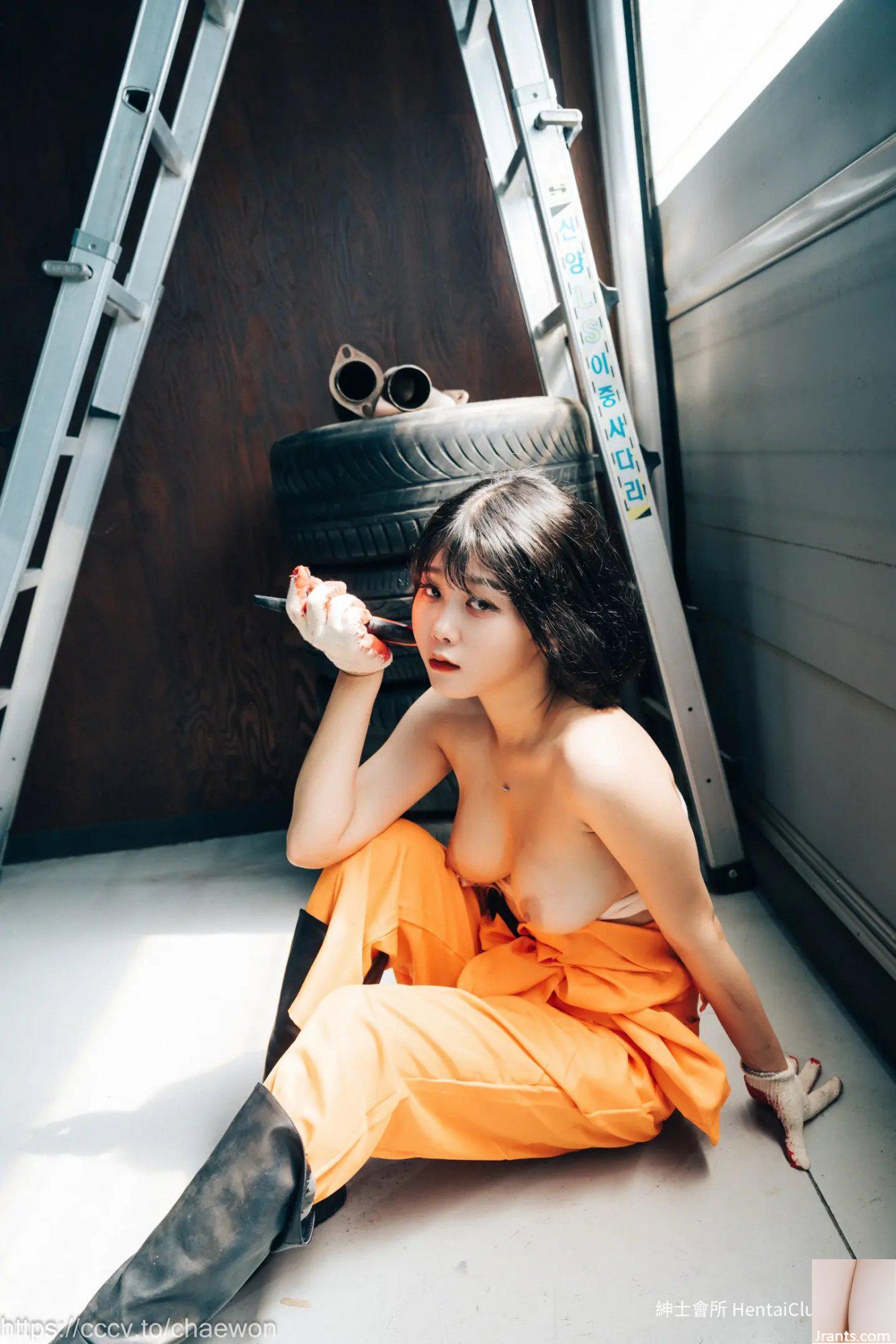 Cô gái trong gara Zia Loozy (129P) - Ảnh 26