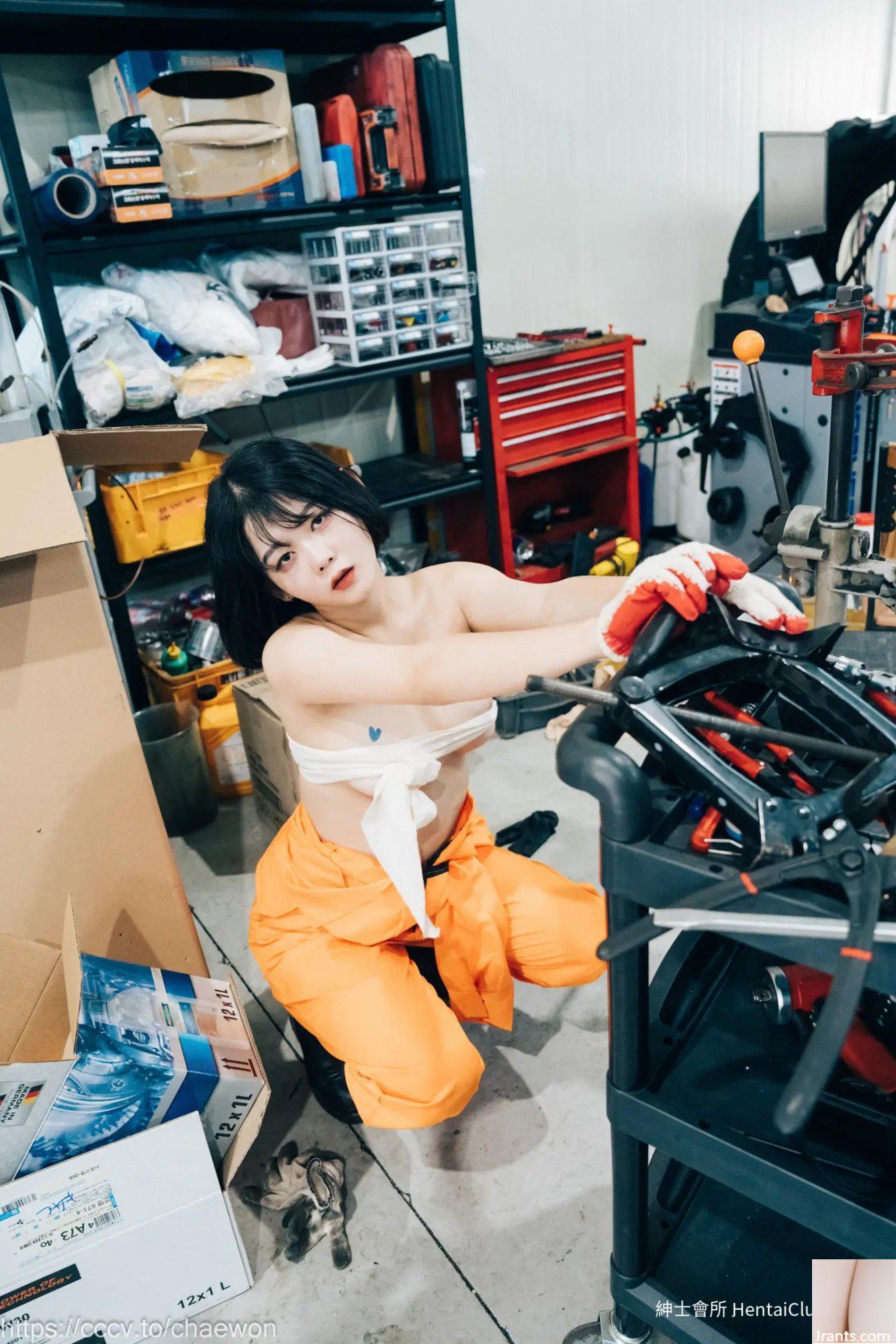 Cô gái trong gara Zia Loozy (129P) - Ảnh 38