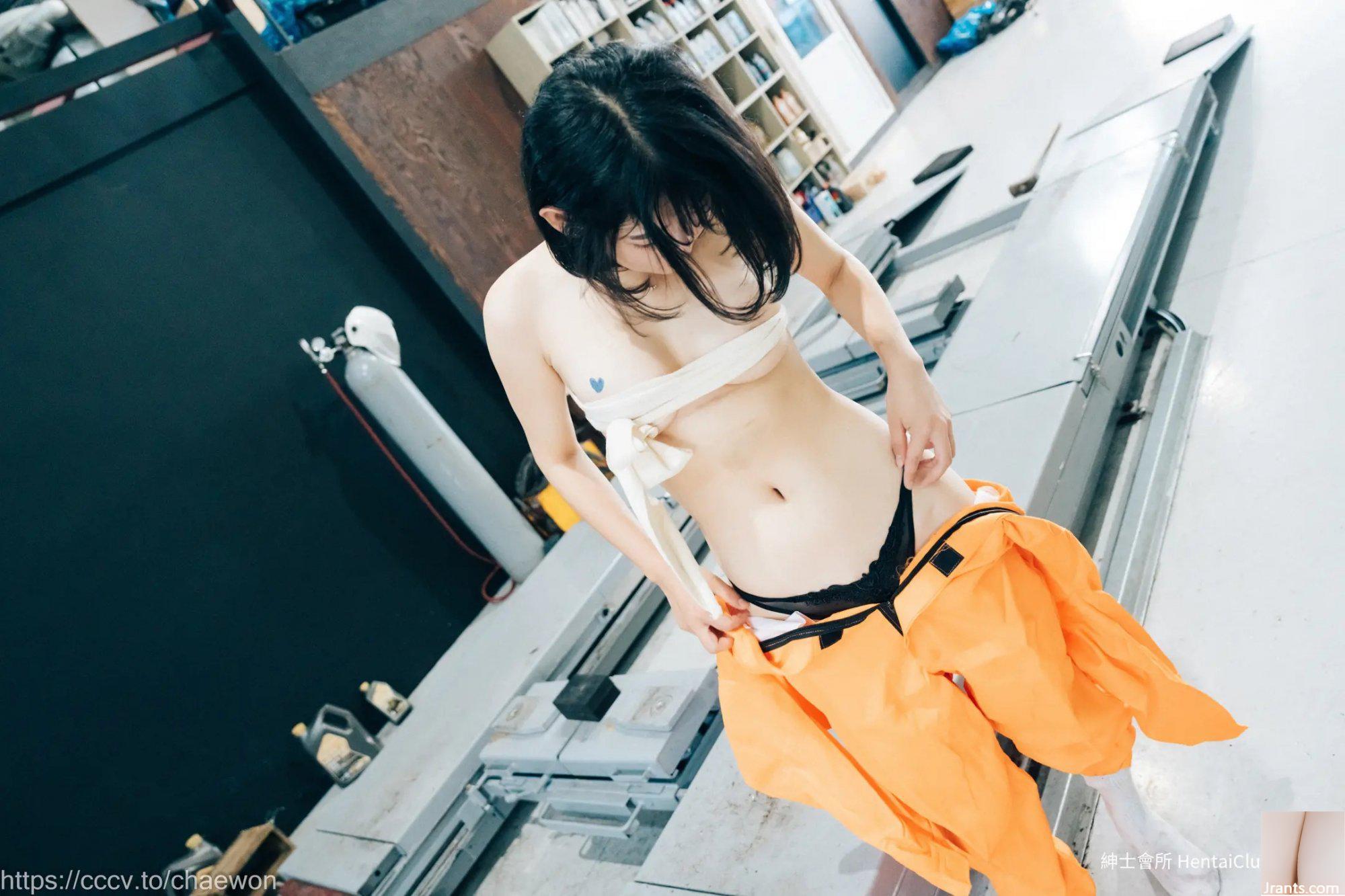 Cô gái trong gara Zia Loozy (129P) - Ảnh 55