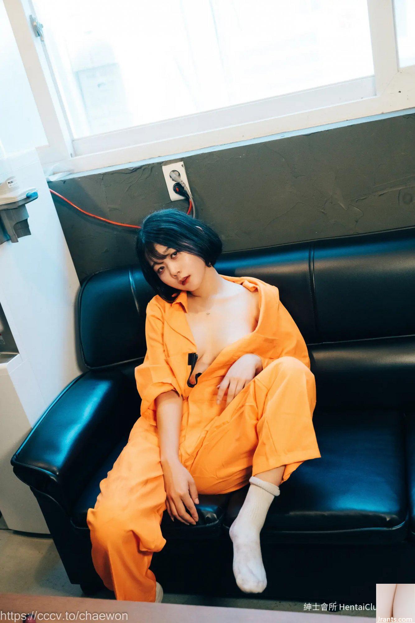 Cô gái trong gara Zia Loozy (129P) - Ảnh 84