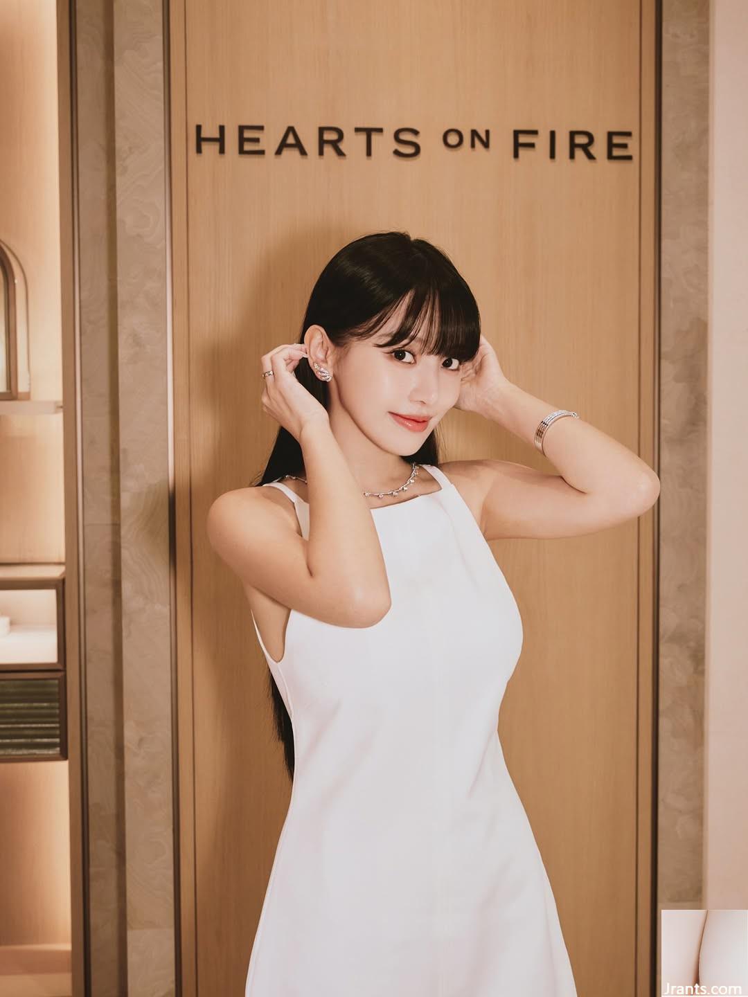 Đỉnh cao đôi của “Cai Ruixue” lộ diện và chỉ số gợi cảm của cô bùng nổ (10P) - Ảnh 5