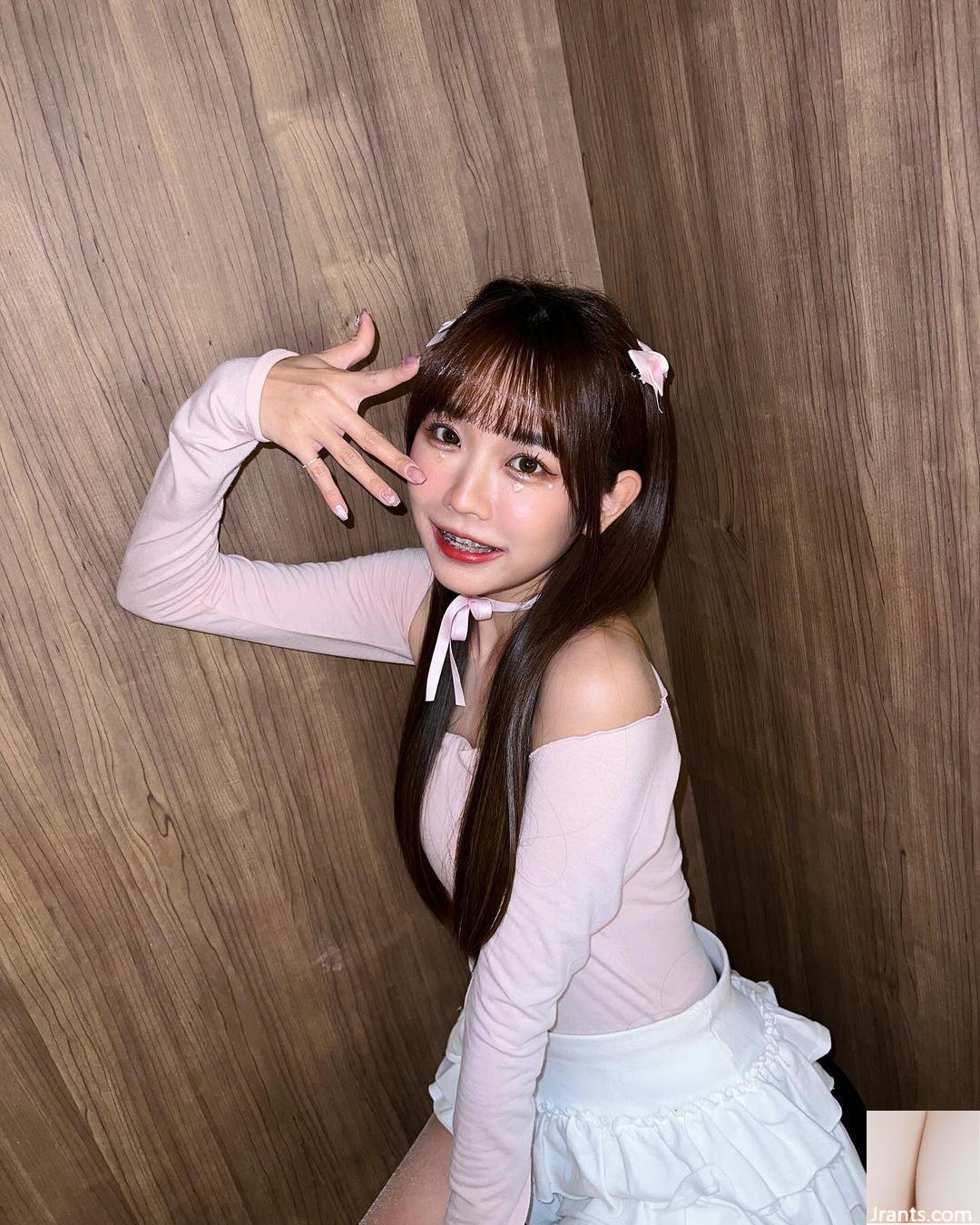 Nụ cười thiên thần của cô gái dễ thương “Laura” mang đến cho mọi người tràn đầy năng lượng (10P) - Ảnh 5