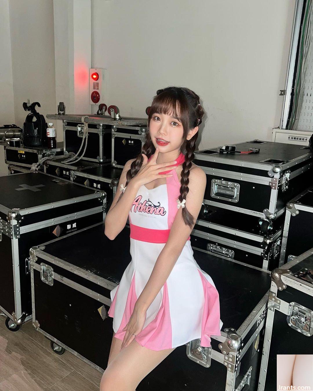 Nụ cười thiên thần của cô gái dễ thương “Laura” mang đến cho mọi người tràn đầy năng lượng (10P) - Ảnh 7