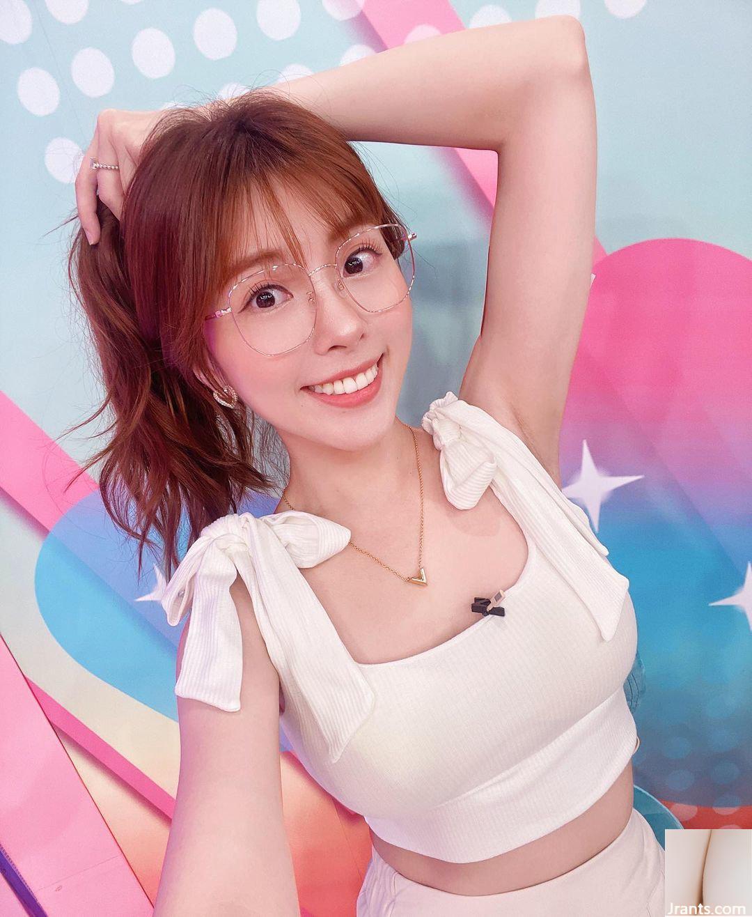 “Xia Yiwei” có bộ ngực trắng nõn, mềm mại, dáng người tròn trịa và đầy đặn đến kinh ngạc (10P) - Ảnh 2